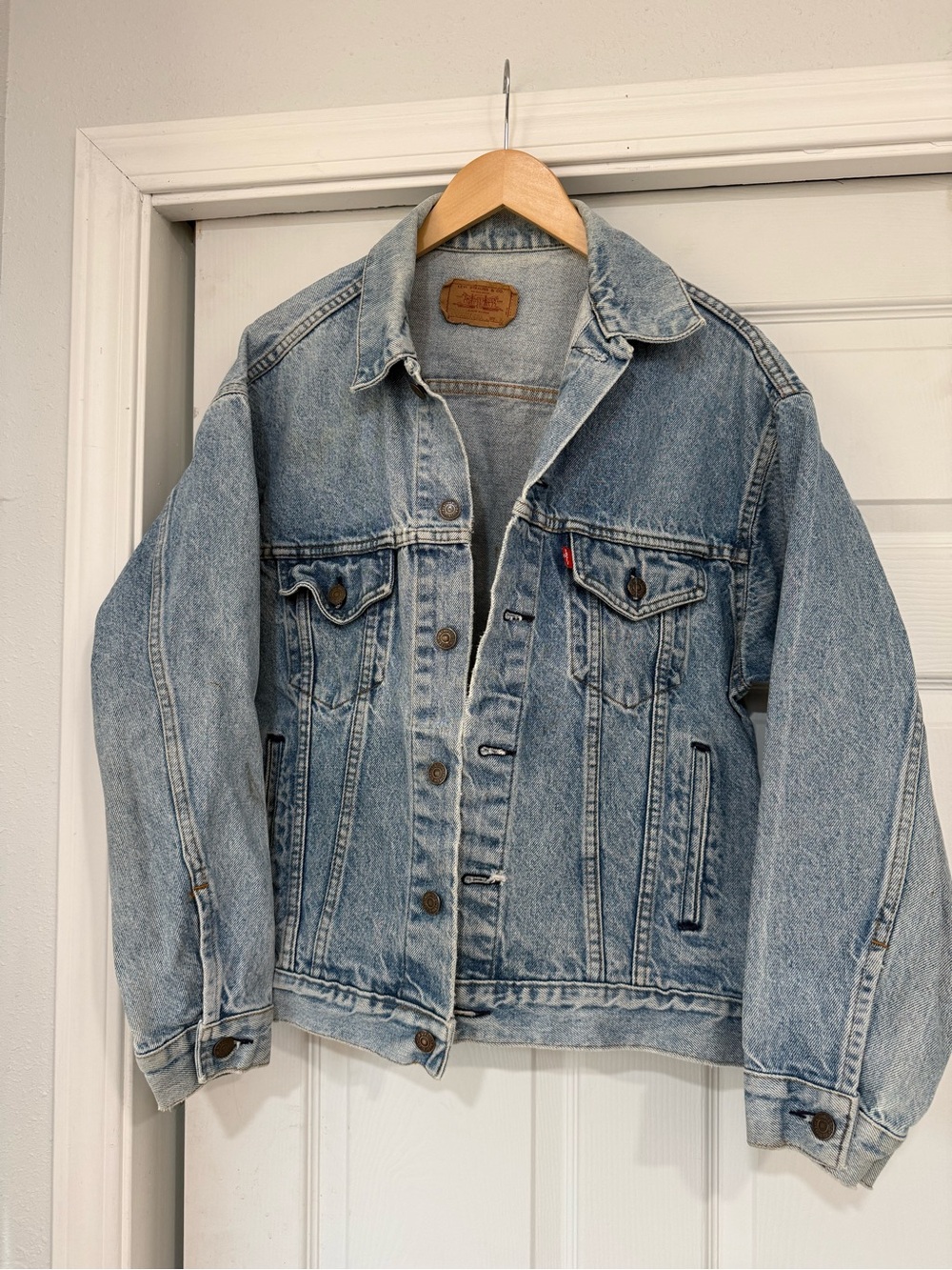 Vintage Levi’s Light Wash Denim Jacket - Men's